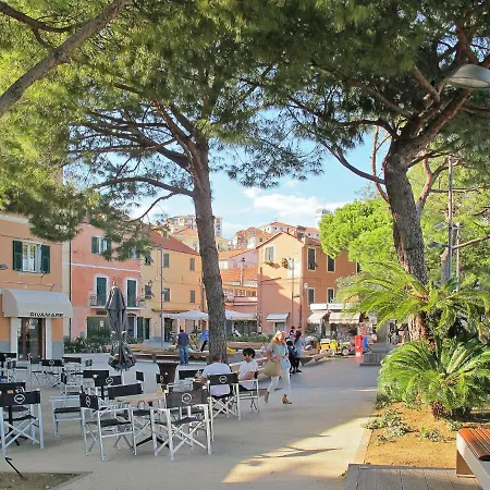 8 1-2 By Interhome *